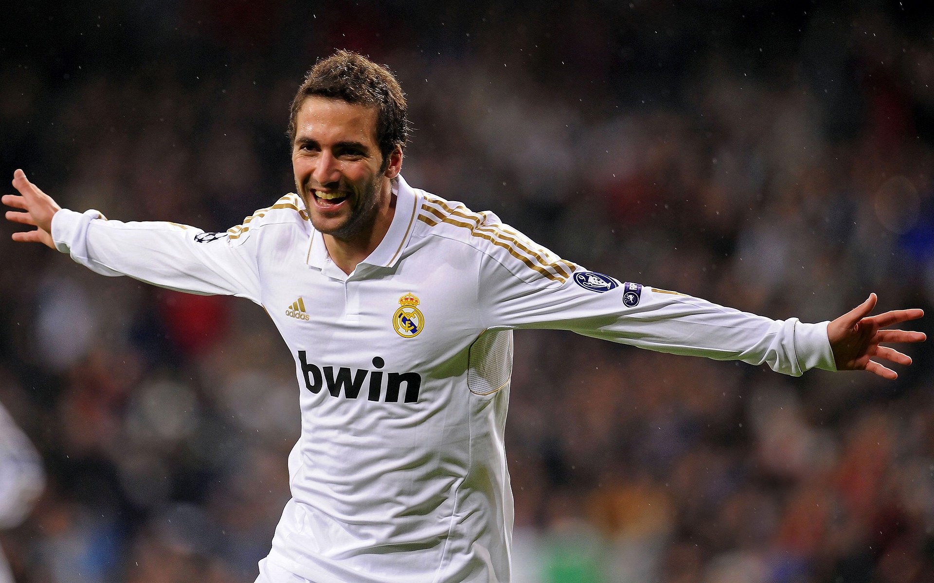 掘金中锋捐建祖国学校，树立榜样力量，掘金中锋叫什么